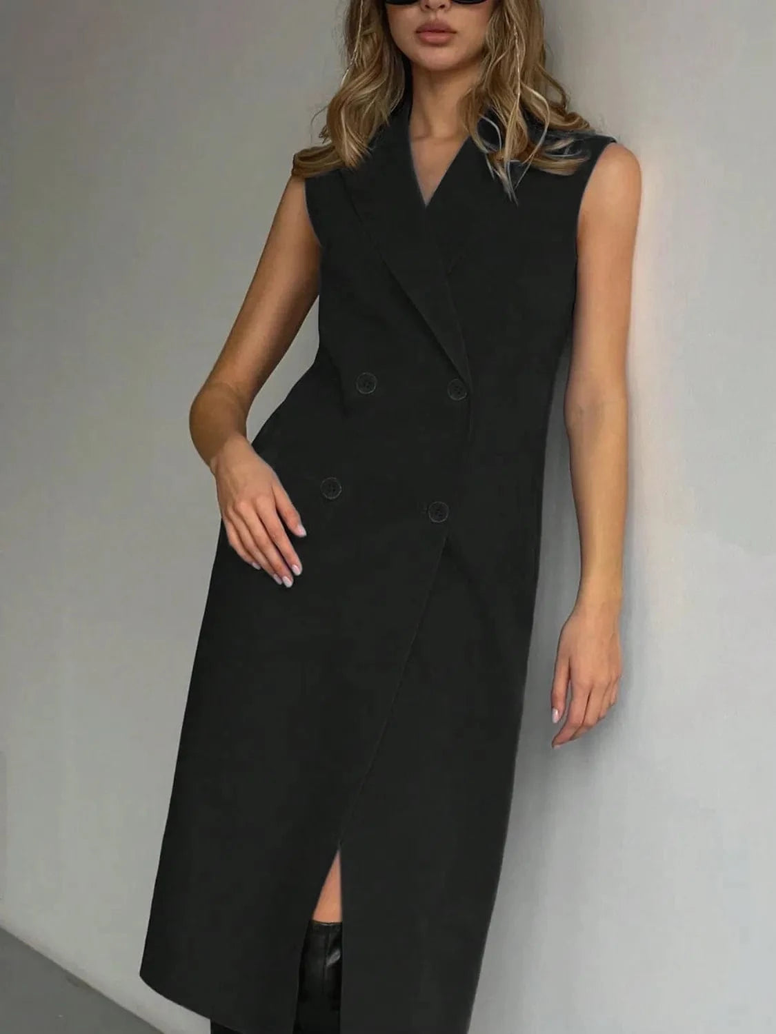 Fashorio Blazers Lapel Collar Sleeveless Longline Blazer