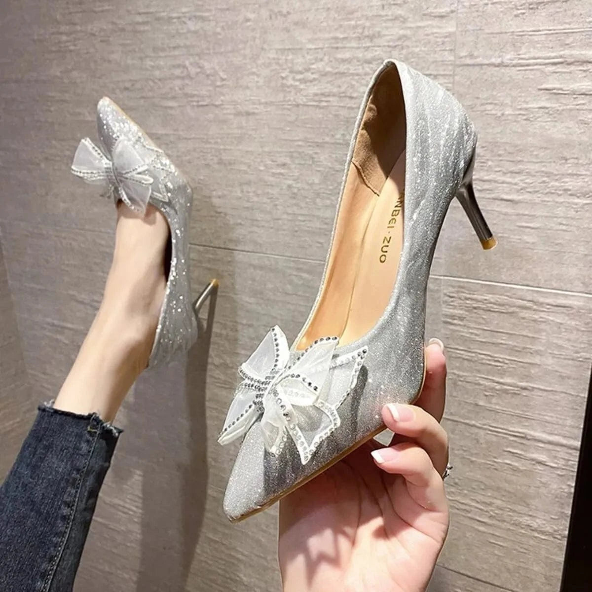 Bow Point Toe Pumps - Fashorio