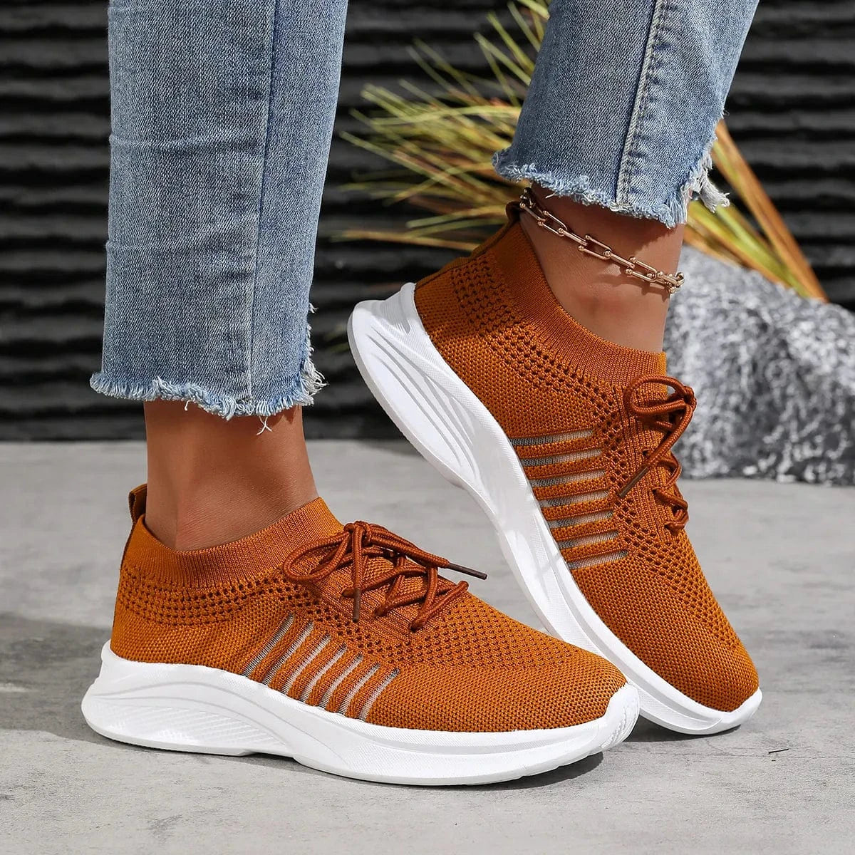 Fashorio Breathable Mesh Lace Up Athletic