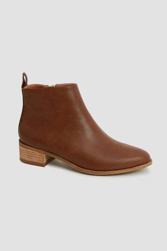 Beast Fashion PU Leather Block Heel Boots Brown - Fashorio
