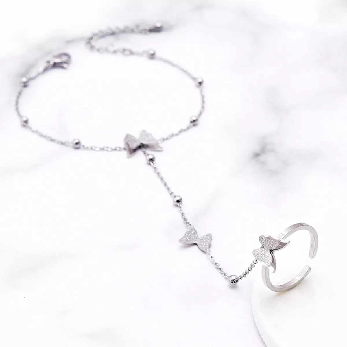 Fashorio Butterfly Charm Finger Bracelet