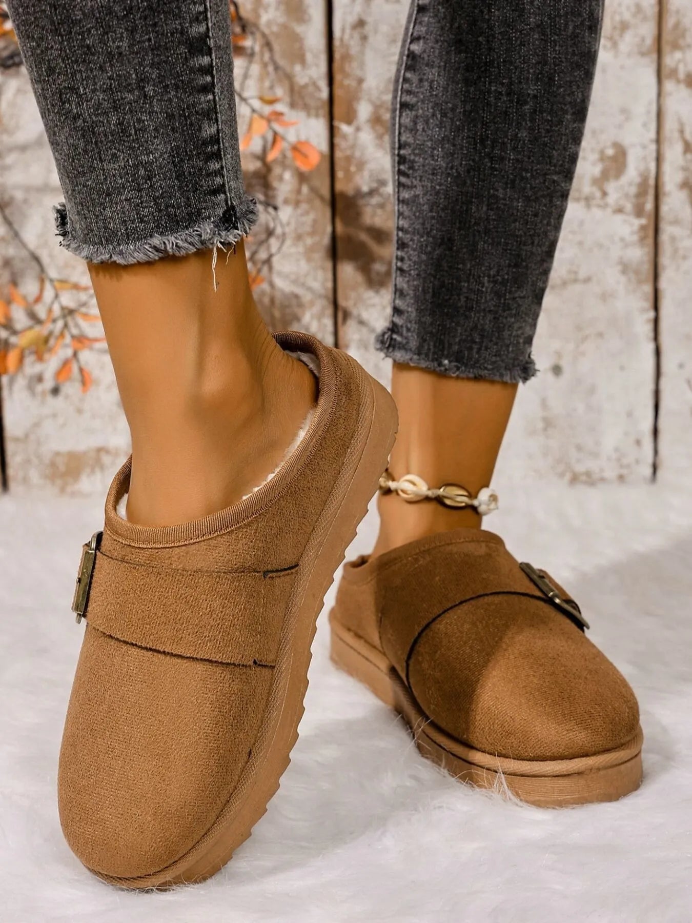 Fashorio Camel / 36 Cozy Buckle Suede Winter Slippers