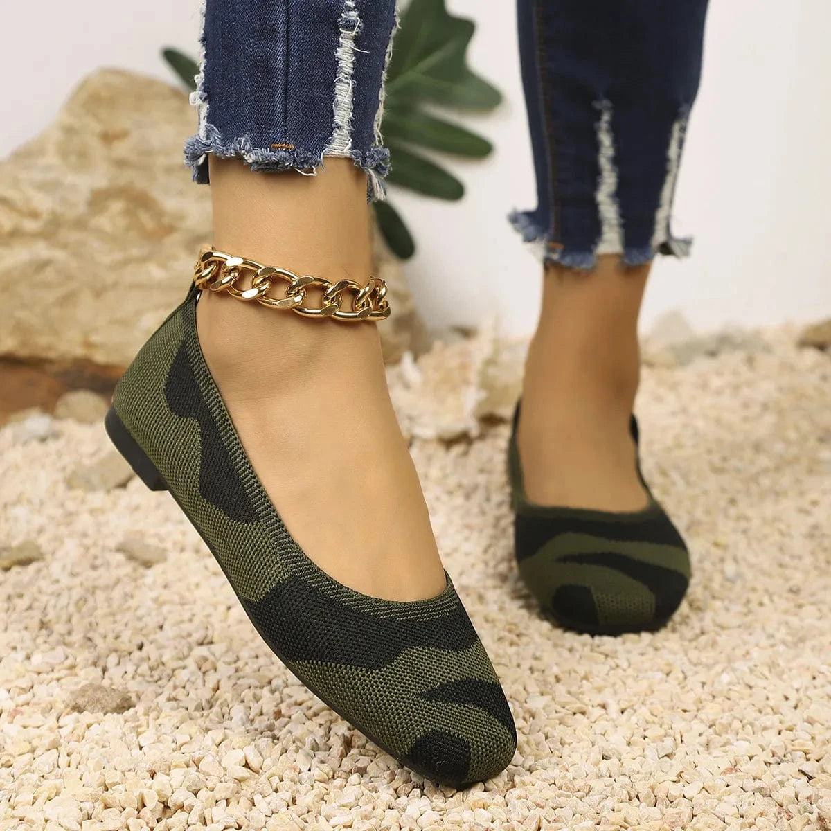 Fashorio Camouflage Mesh Knit Flat Loafers