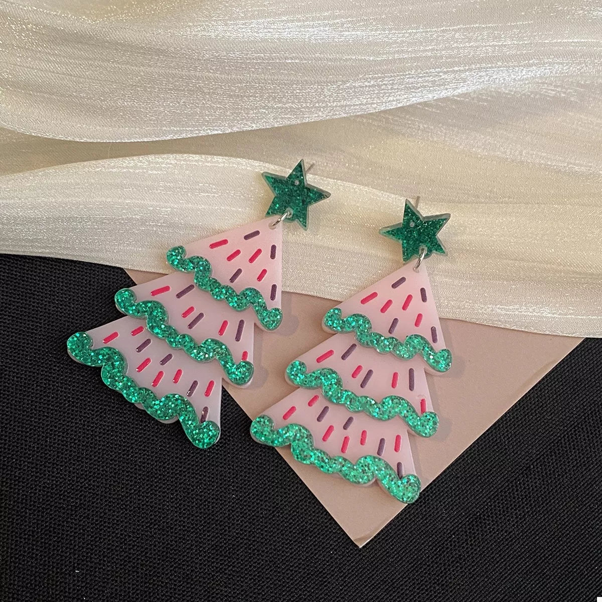 Fashorio Christmas Tree Dangle Earrings