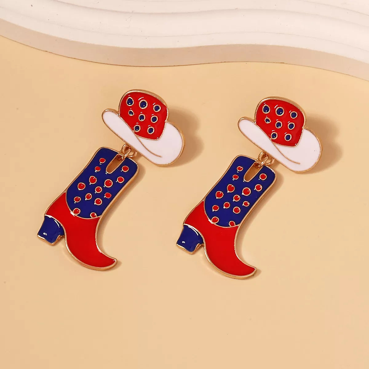 Fashorio Color / onesize Cowgirl Boot and Hat Dangle Earrings