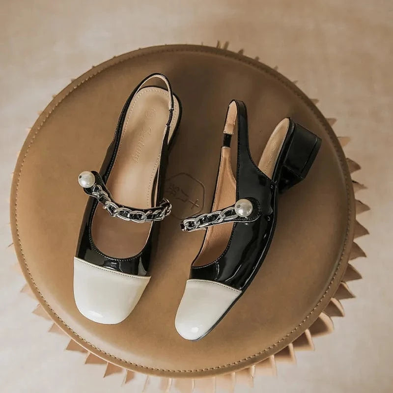 Contrast Round Toe Block Heel Mary Jane Shoes - Fashorio