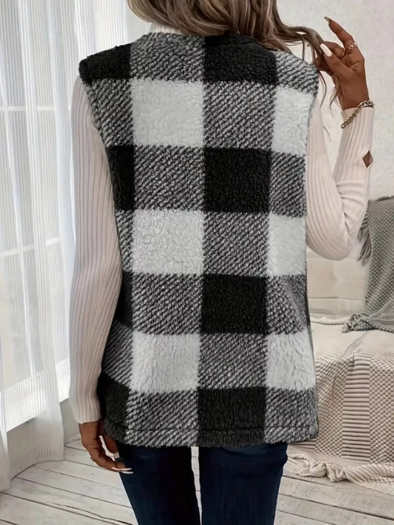 Fashorio Cozy Plaid Sherpa Vest Coat