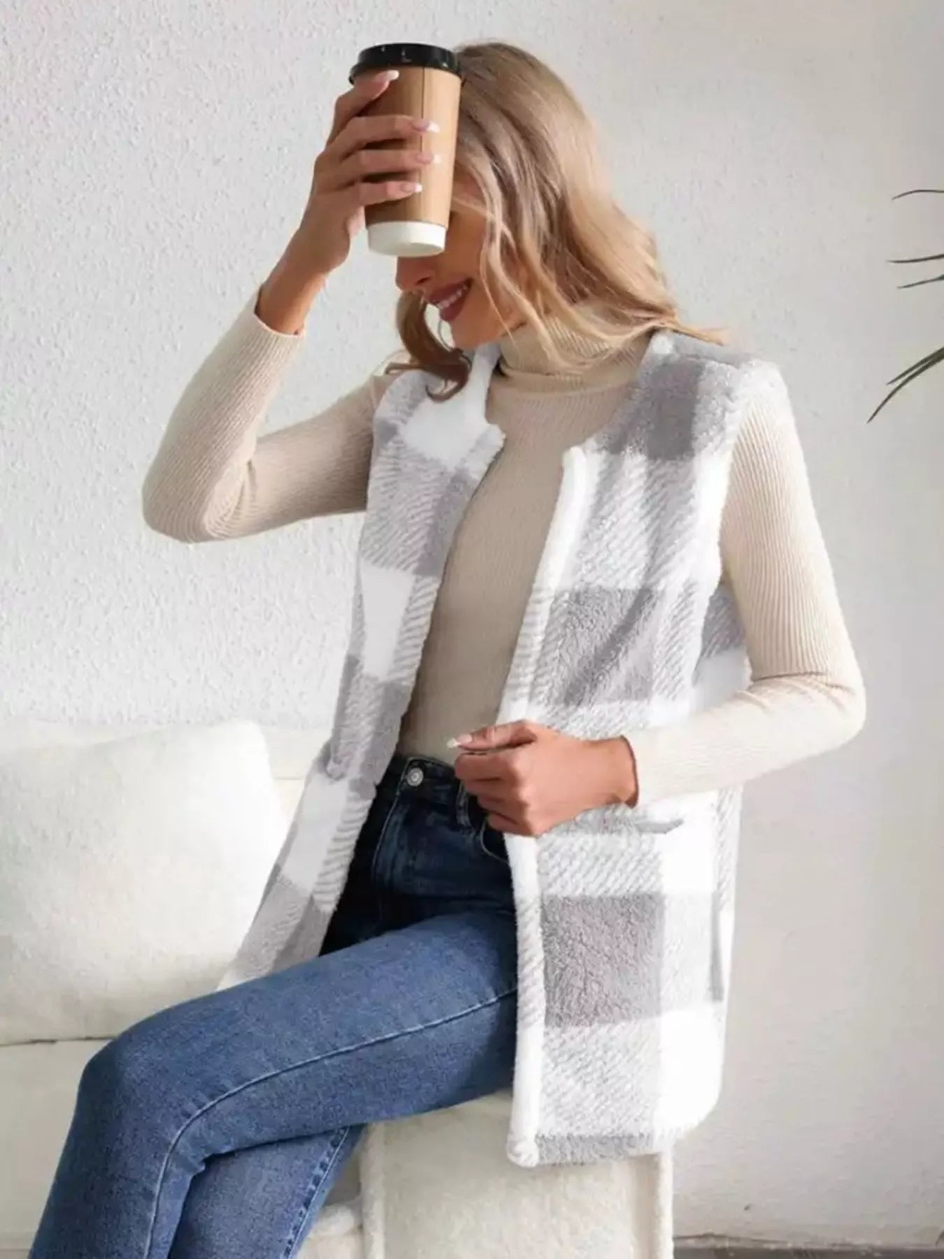 Fashorio Cozy Plaid Sherpa Vest Coat