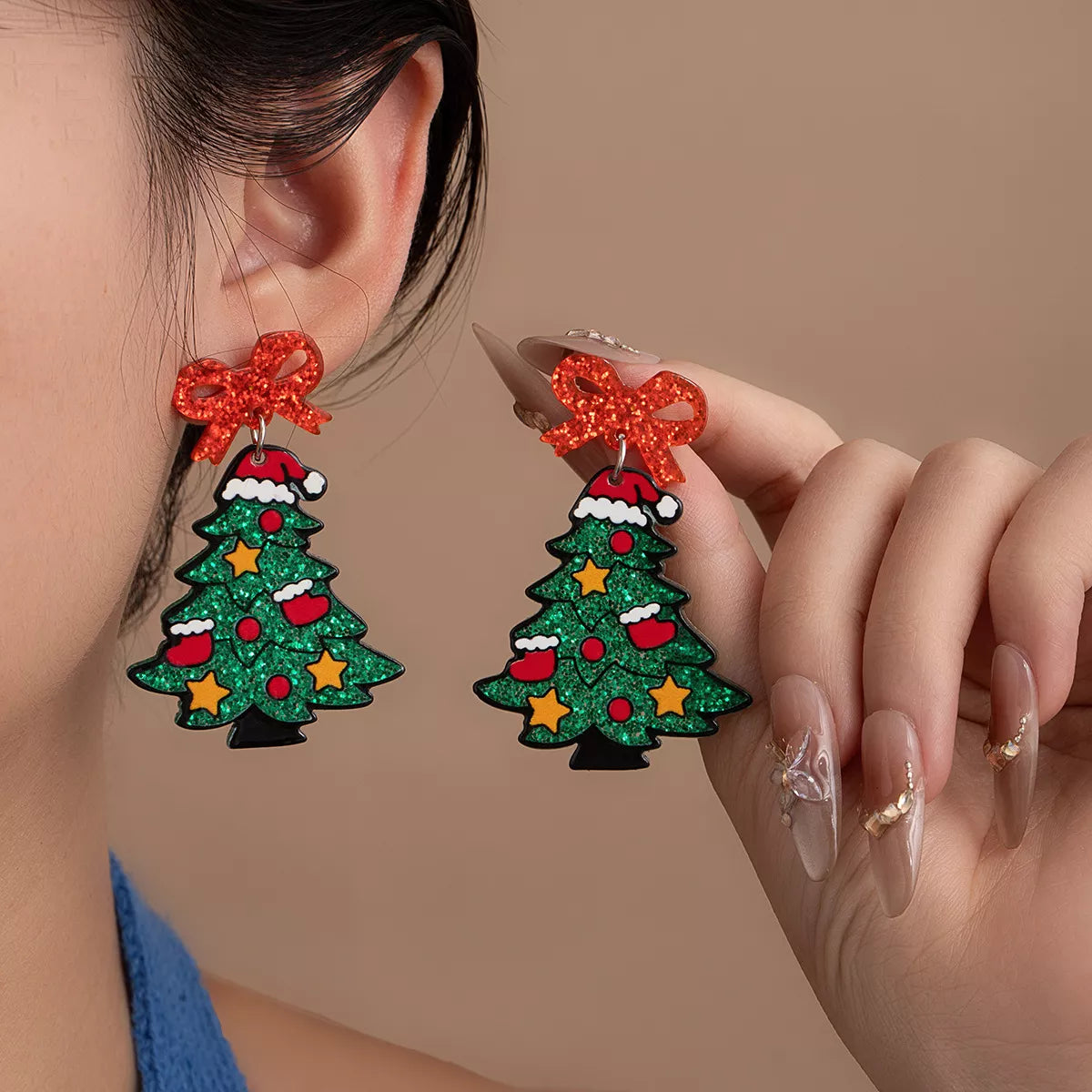Fashorio Dark Green / onesize Christmas Tree Bow Dangle Earrings
