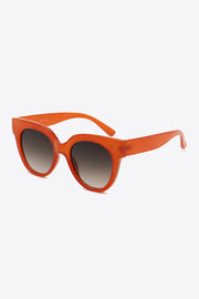 Fashorio Deep Red / One Size UV400 Polycarbonate Round Sunglasses