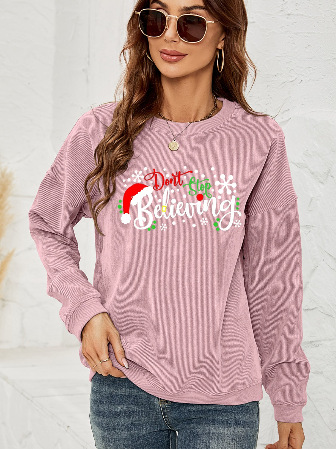 Fashorio Dusty Pink / S DON'T STOP BELIEVING Graphic Sweatshirt