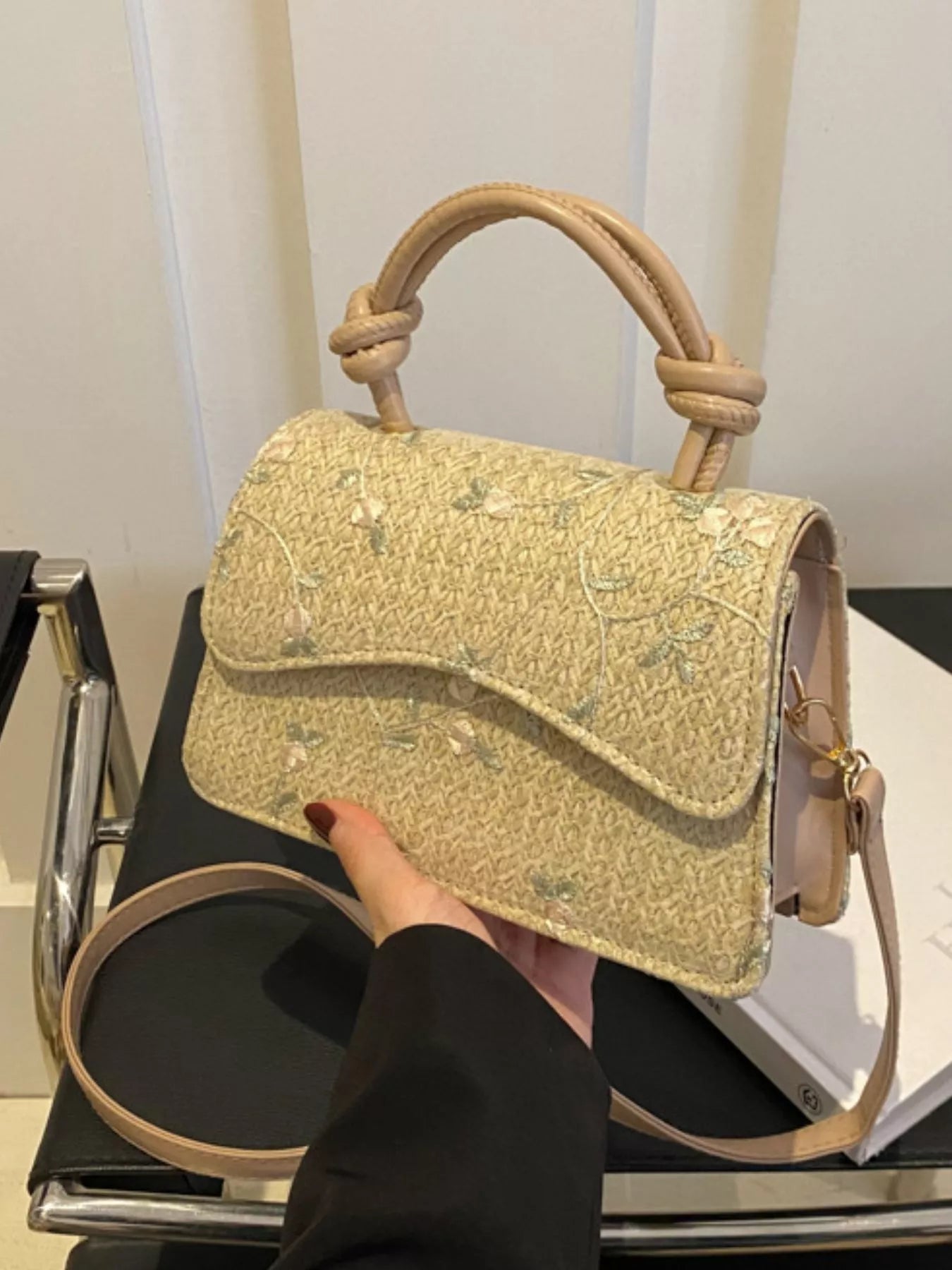 Fashorio Floral Embroidered Straw Woven Crossbody Bag