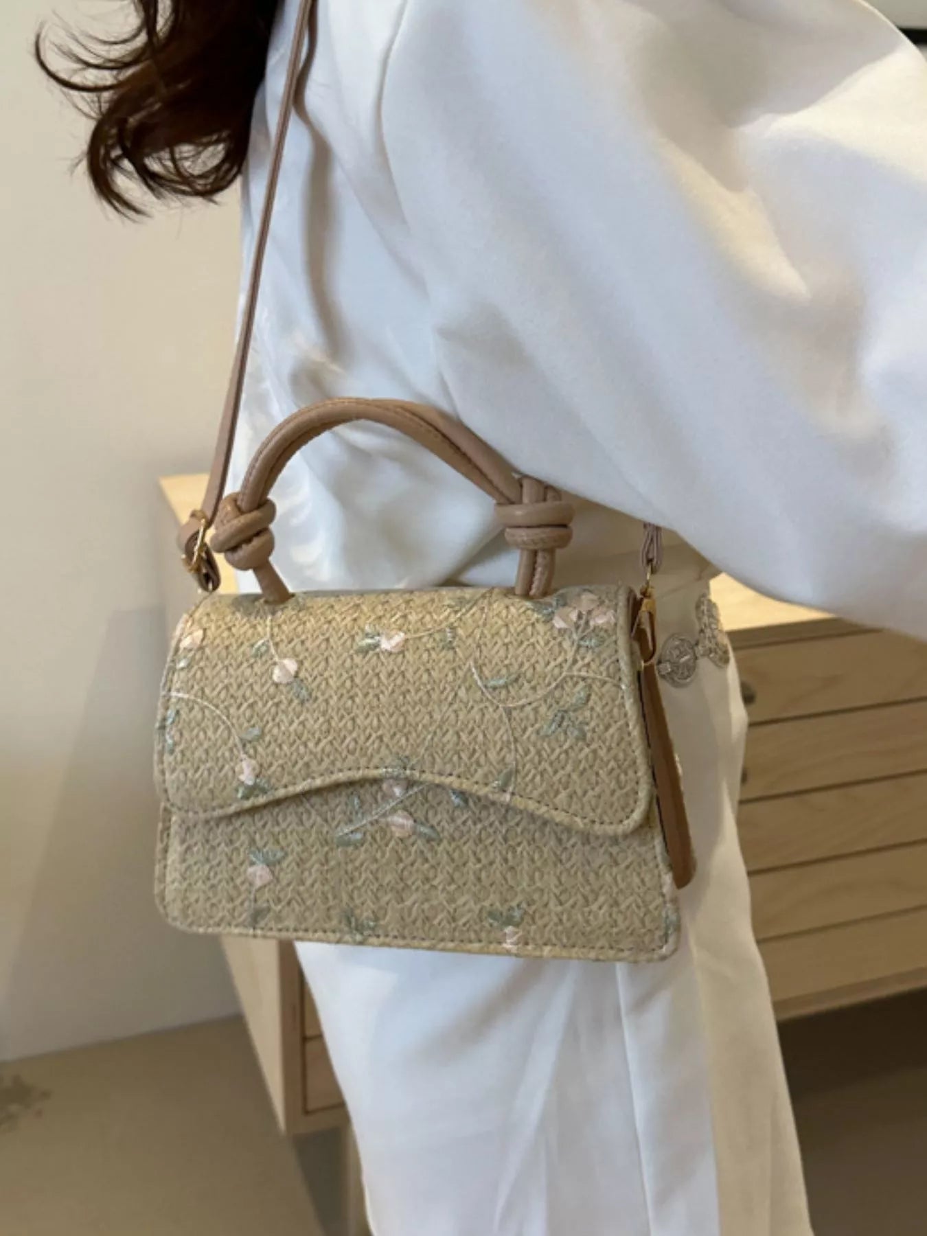 Fashorio Floral Embroidered Straw Woven Crossbody Bag