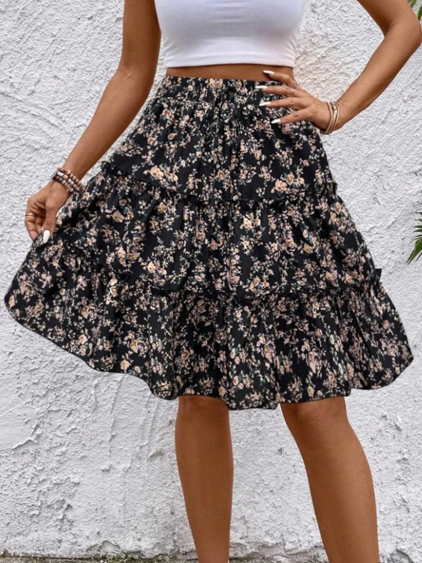 Fashorio Floral Print Midi Skirt