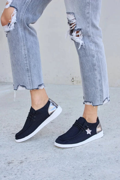 Forever Link Star Lace-Up Flat Sneakers - Fashorio