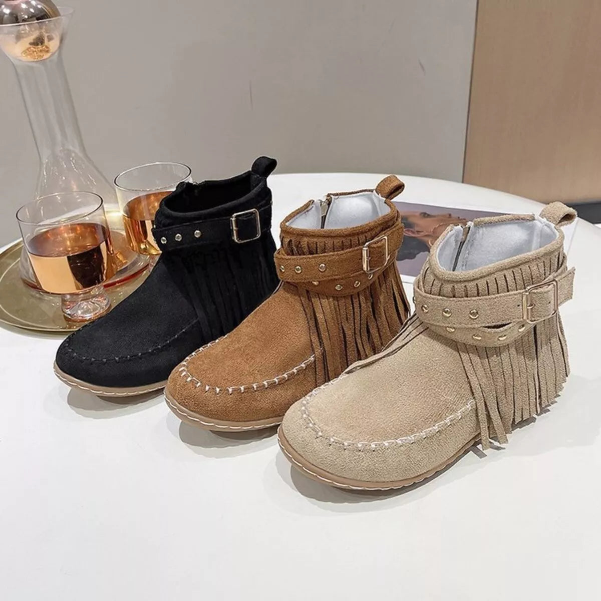 Fashorio Fringe Round Toe Boots