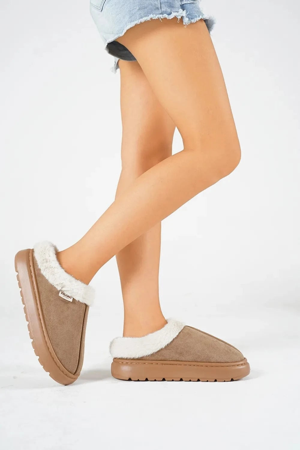 Furry Round Toe Platform Slippers - Fashorio