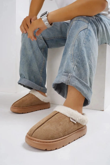 Furry Round Toe Platform Slippers - Fashorio