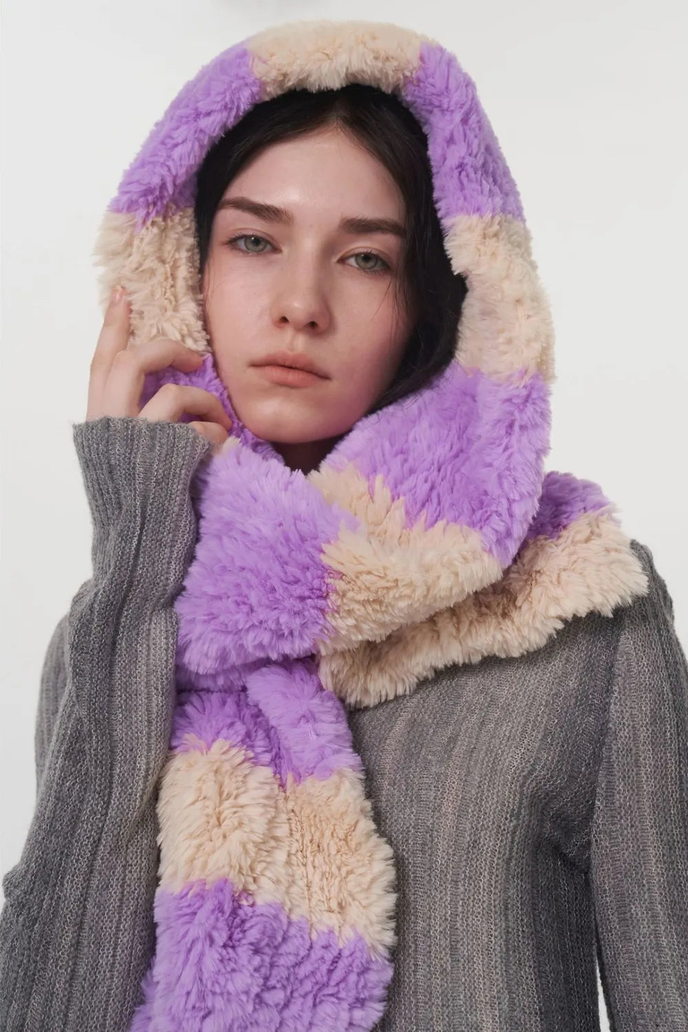 Fashorio Fuzzy Contrast Striped Scarf