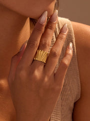 Fashorio Gold / 6.5-7 18K Gold-Plated Wide Band Statement Ring