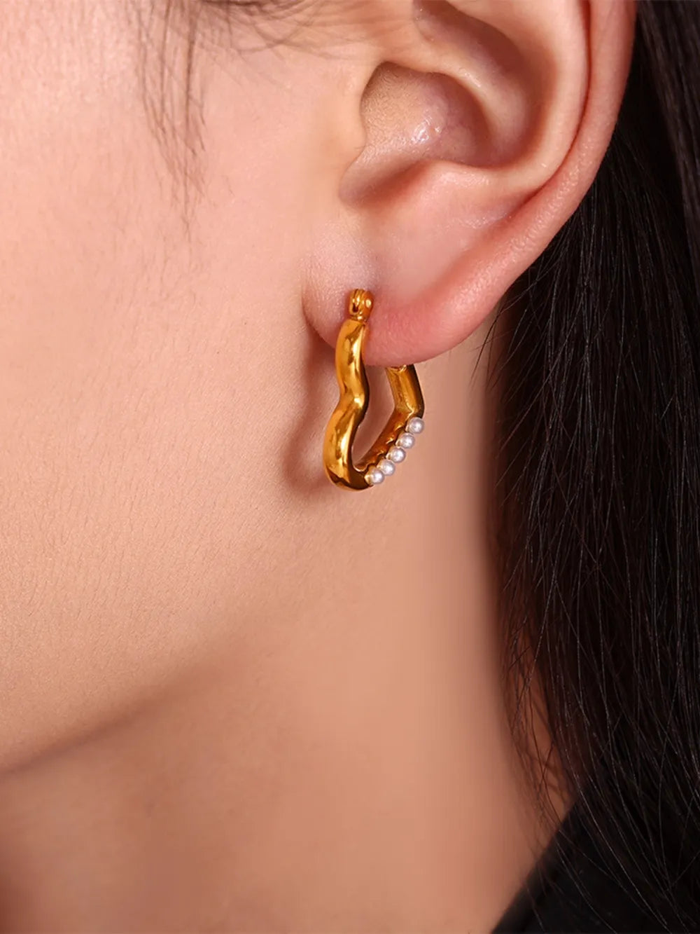 Fashorio Gold/Bead / One Size Stainless Steel Heart Earrings