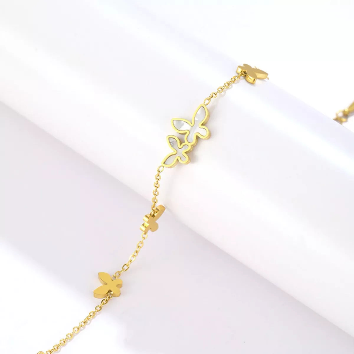 Fashorio Gold / One Size 18K Gold-Plated Butterfly Charm Bracelet