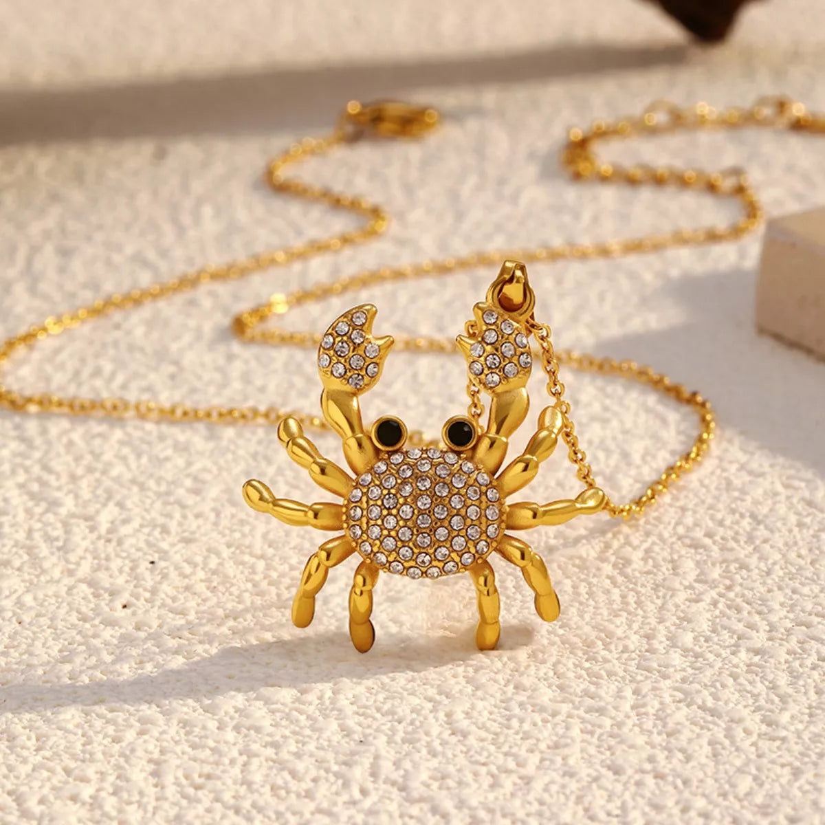 Fashorio Gold / One Size 18K Gold-Plated Crab Pendant Necklace
