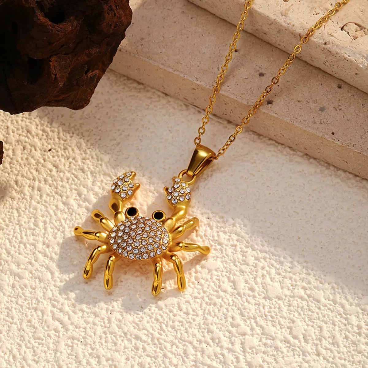 Fashorio Gold / One Size 18K Gold-Plated Crab Pendant Necklace