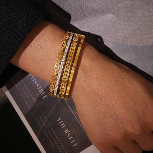 18K Gold-Plated Czech Diamond Bracelet Gold One Size - Fashorio