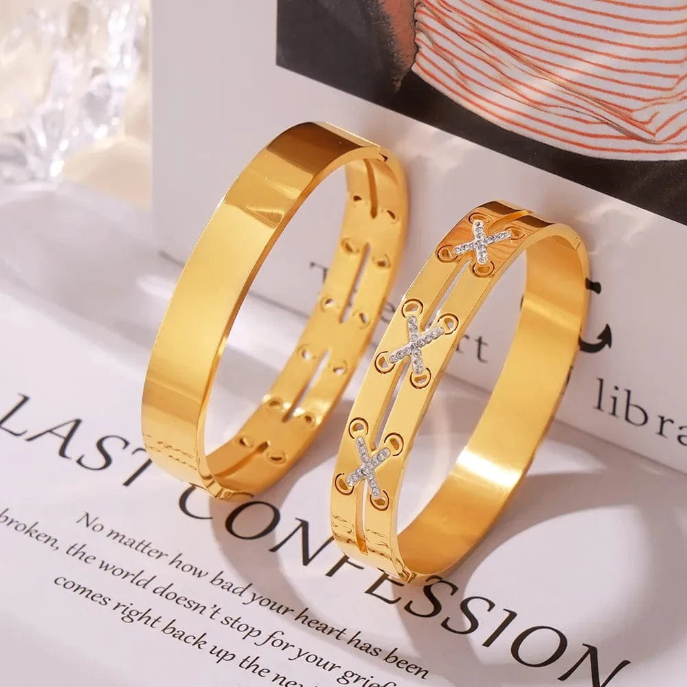 Fashorio Gold / One Size 18K Gold-Plated Czech Diamond Bracelet