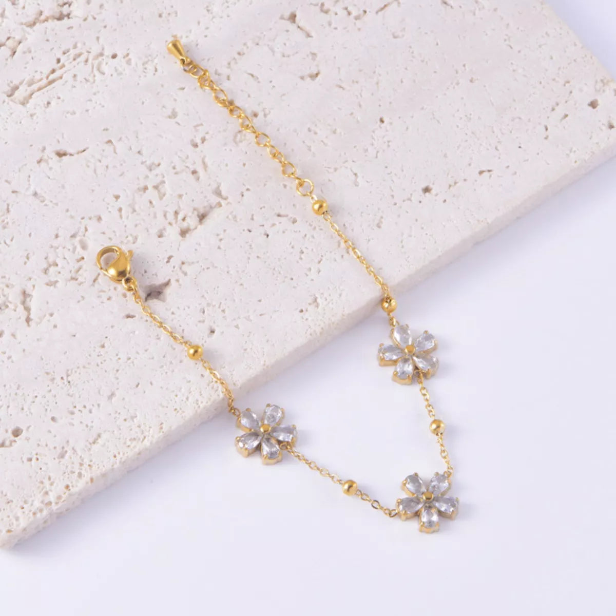 Fashorio Gold / One Size 18K Gold-Plated Flower Jewelry Set