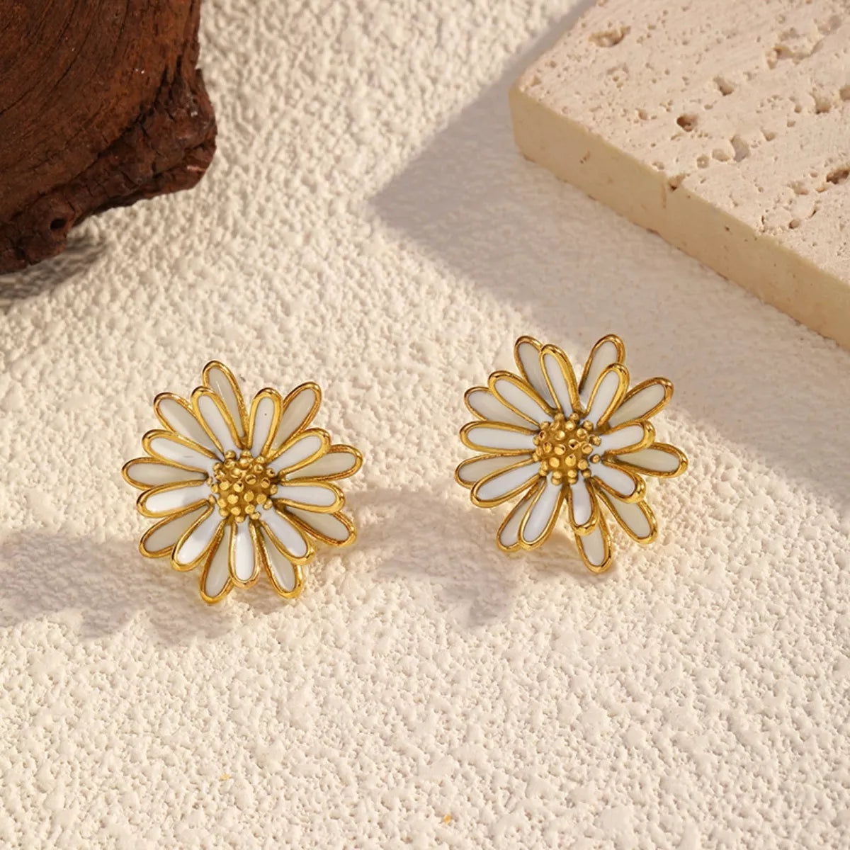 Fashorio Gold / One Size 18K Gold-Plated Flower Stud Earrings