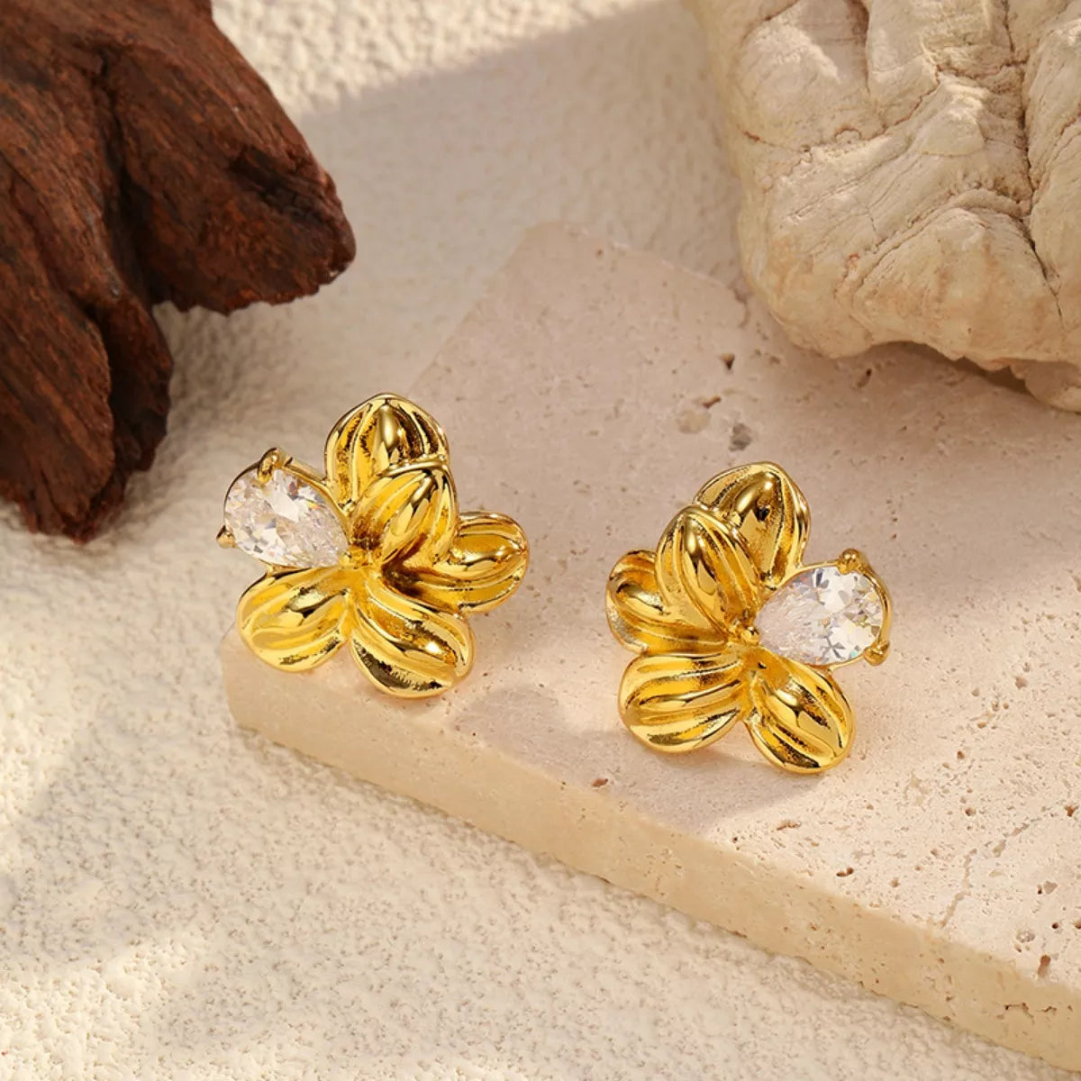 Fashorio Gold / One Size 18K Gold-Plated Flower Stud Earrings
