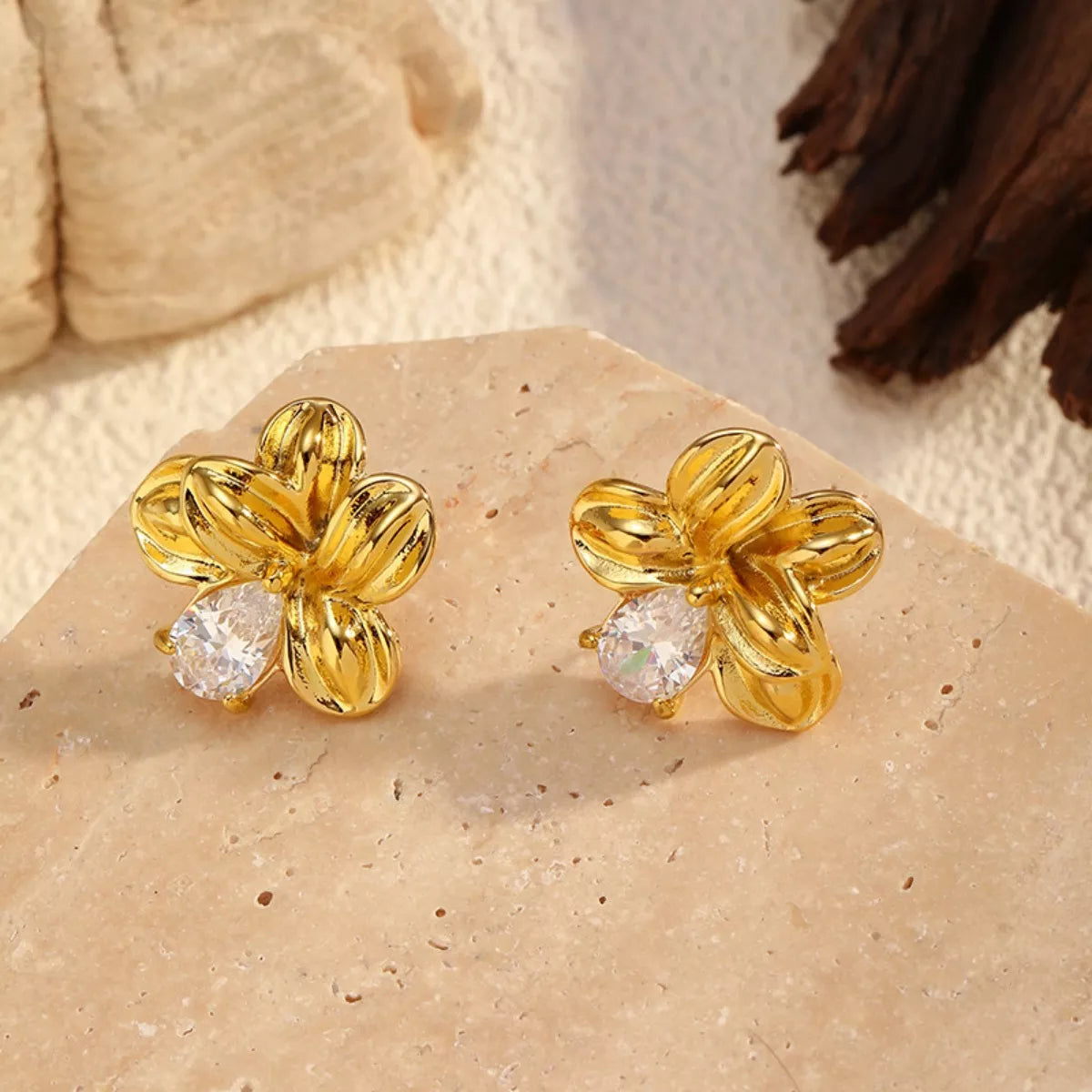 Fashorio Gold / One Size 18K Gold-Plated Flower Stud Earrings