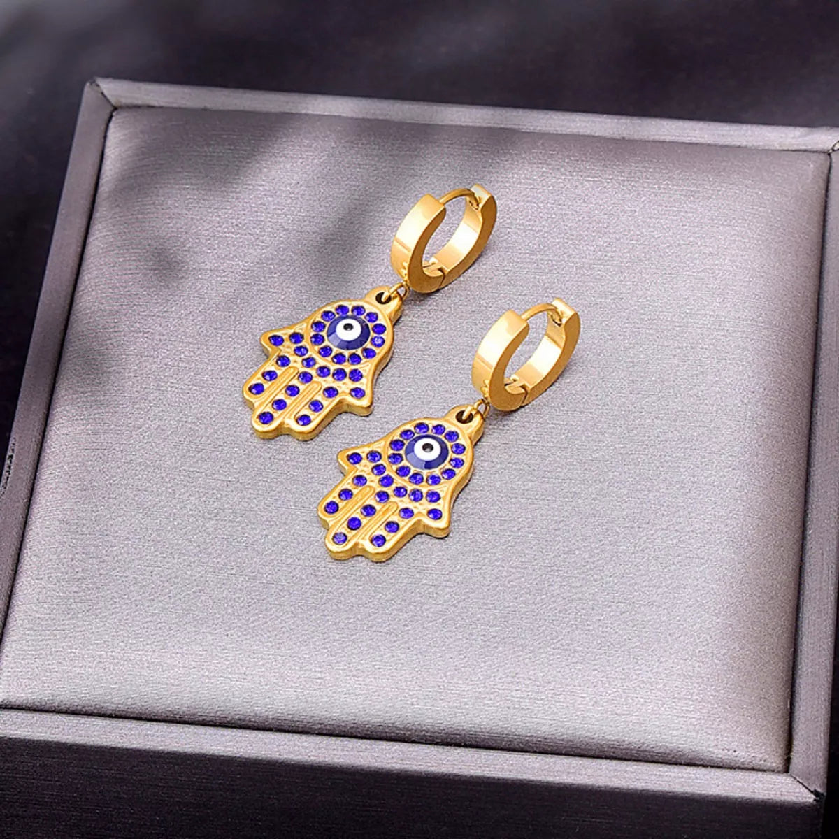 Fashorio Gold / One Size 18K Gold-Plated Hand Charm Jewelry Set