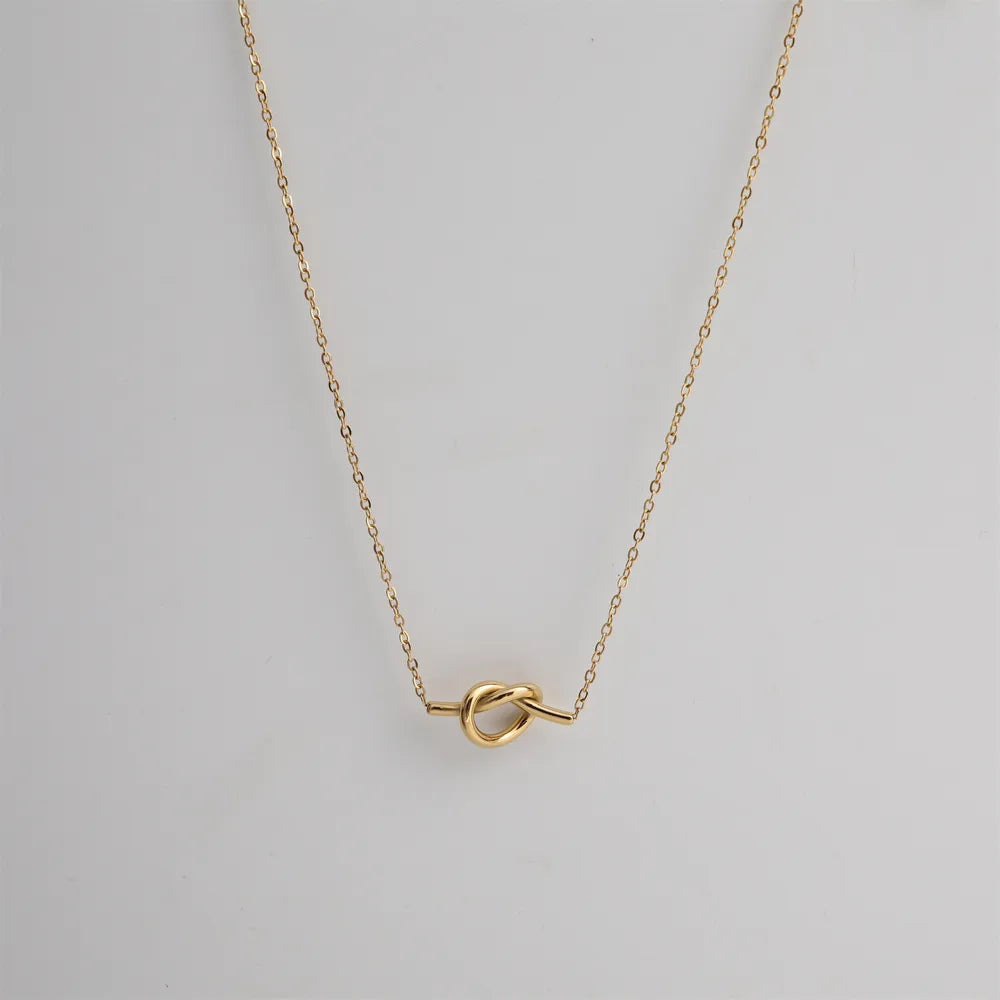 Fashorio Gold / One Size 18K Gold-Plated Knotted Necklace