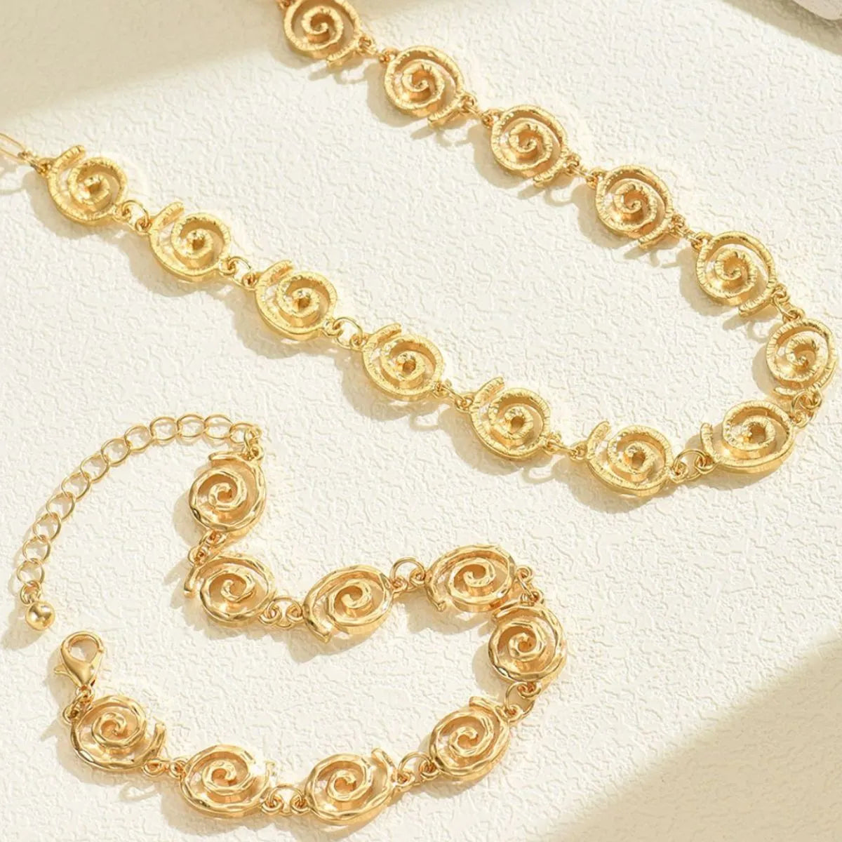 Fashorio Gold / One Size 18K Gold-Plated Spiral Neclace and Bracelet Jewelry Set