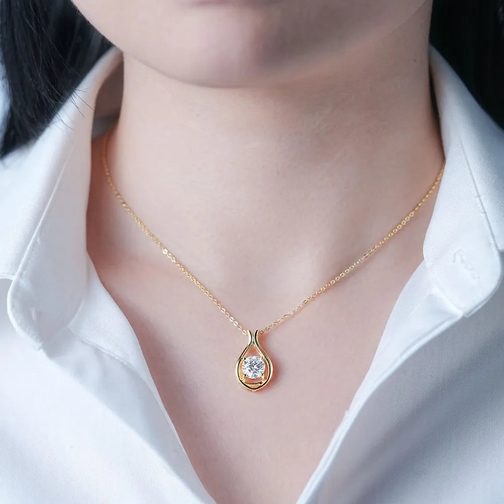 Fashorio Gold / One Size 2 Carat Moissanite 925 Sterling Silver Pendant Necklace