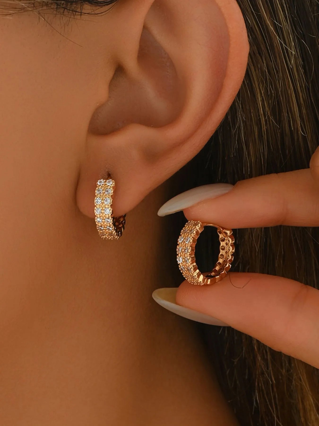Fashorio Gold / One Size Inland Zircon Hoop Earrings