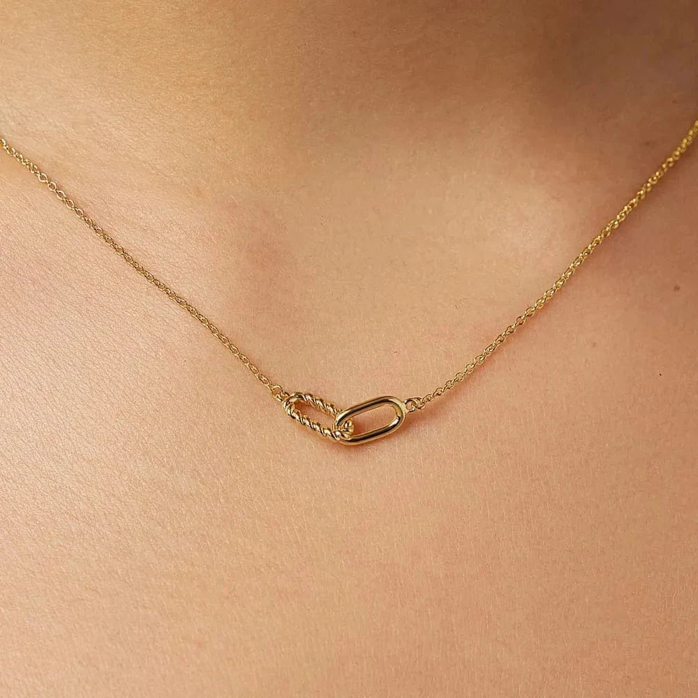 Fashorio Gold / One Size Interlocked Titanium Steel Necklace