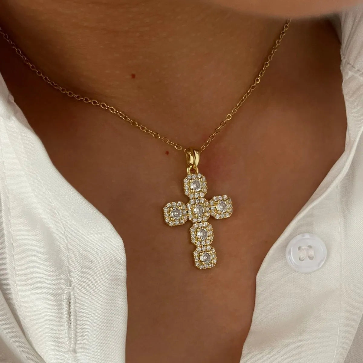 Fashorio Gold / One Size Stainless Steel Inlaid Zircon Cross Necklace