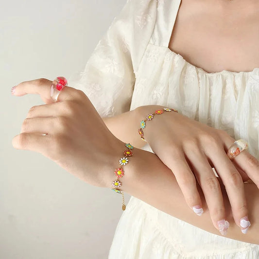 Titanium Steel Oil Drip Flower Bracelet Gold One Size - Fashorio