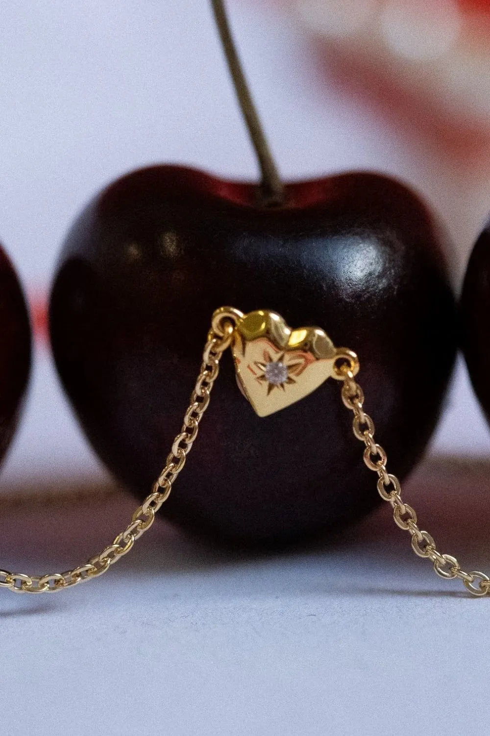 Fashorio Gold / One Size Zircon Heart Pendant Necklace