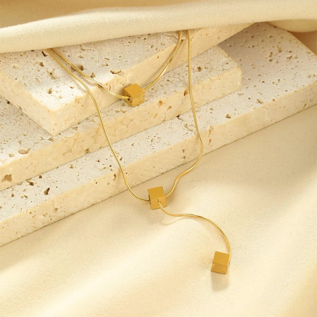 Fashorio Gold / onesize 18K Gold-Plated Double Layered Geometric Necklace