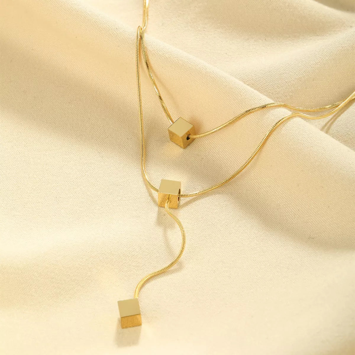 Fashorio Gold / onesize 18K Gold-Plated Double Layered Geometric Necklace