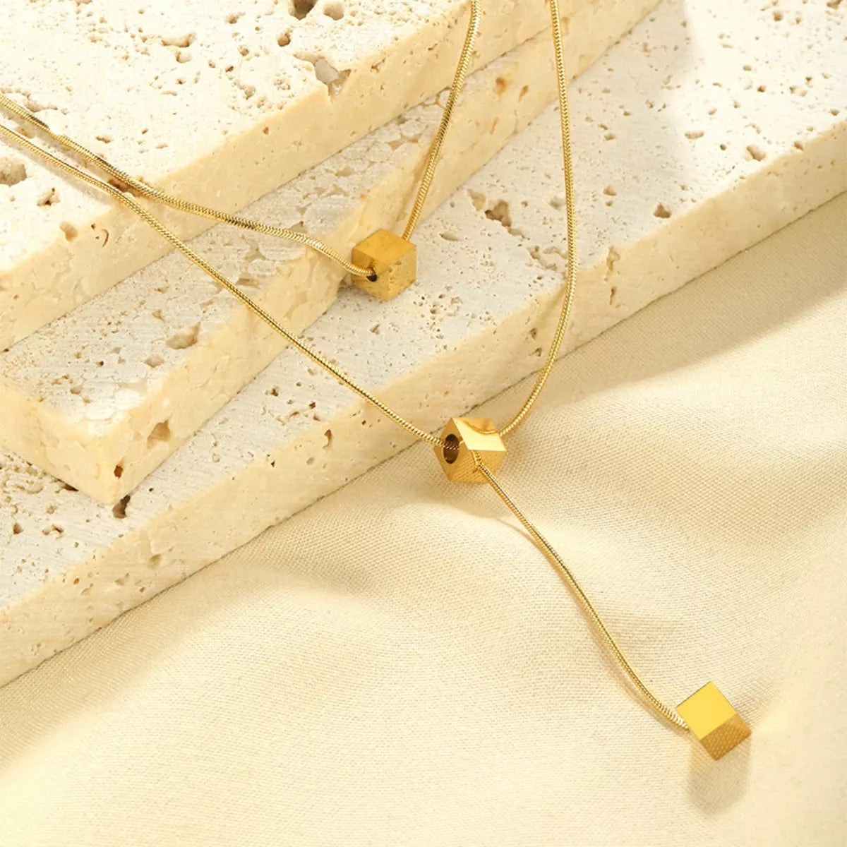 Fashorio Gold / onesize 18K Gold-Plated Double Layered Geometric Necklace