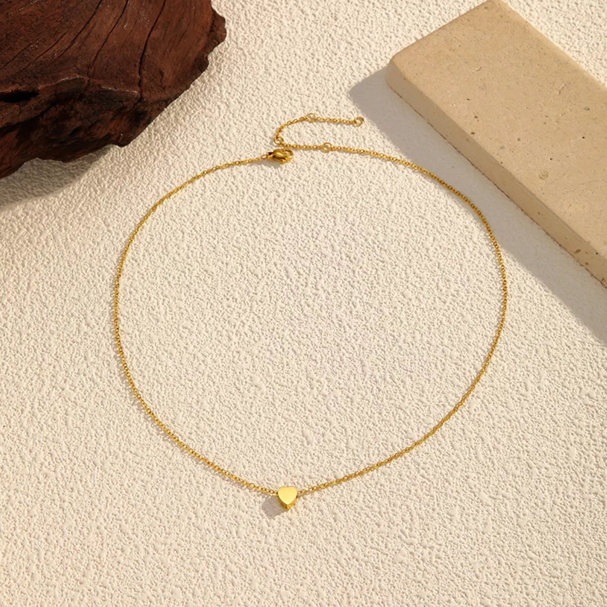 Fashorio Gold / onesize 18K Gold-Plated Heart Pendant Necklace