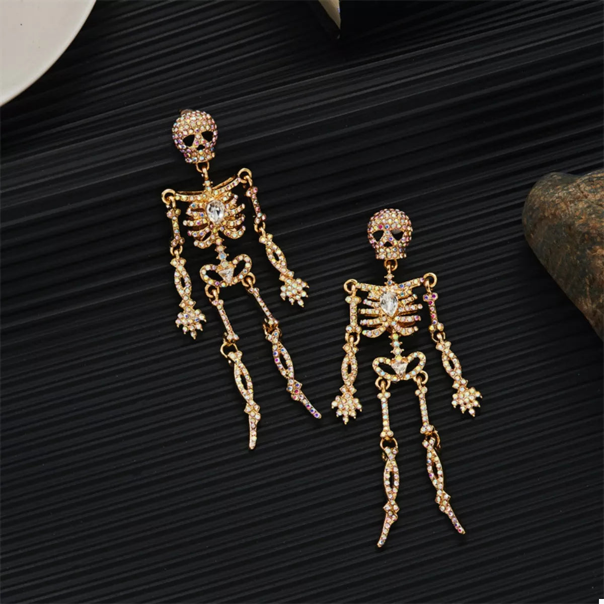 Fashorio Gold / onesize Halloween Skeleton Skull Zircon Drop Earrings