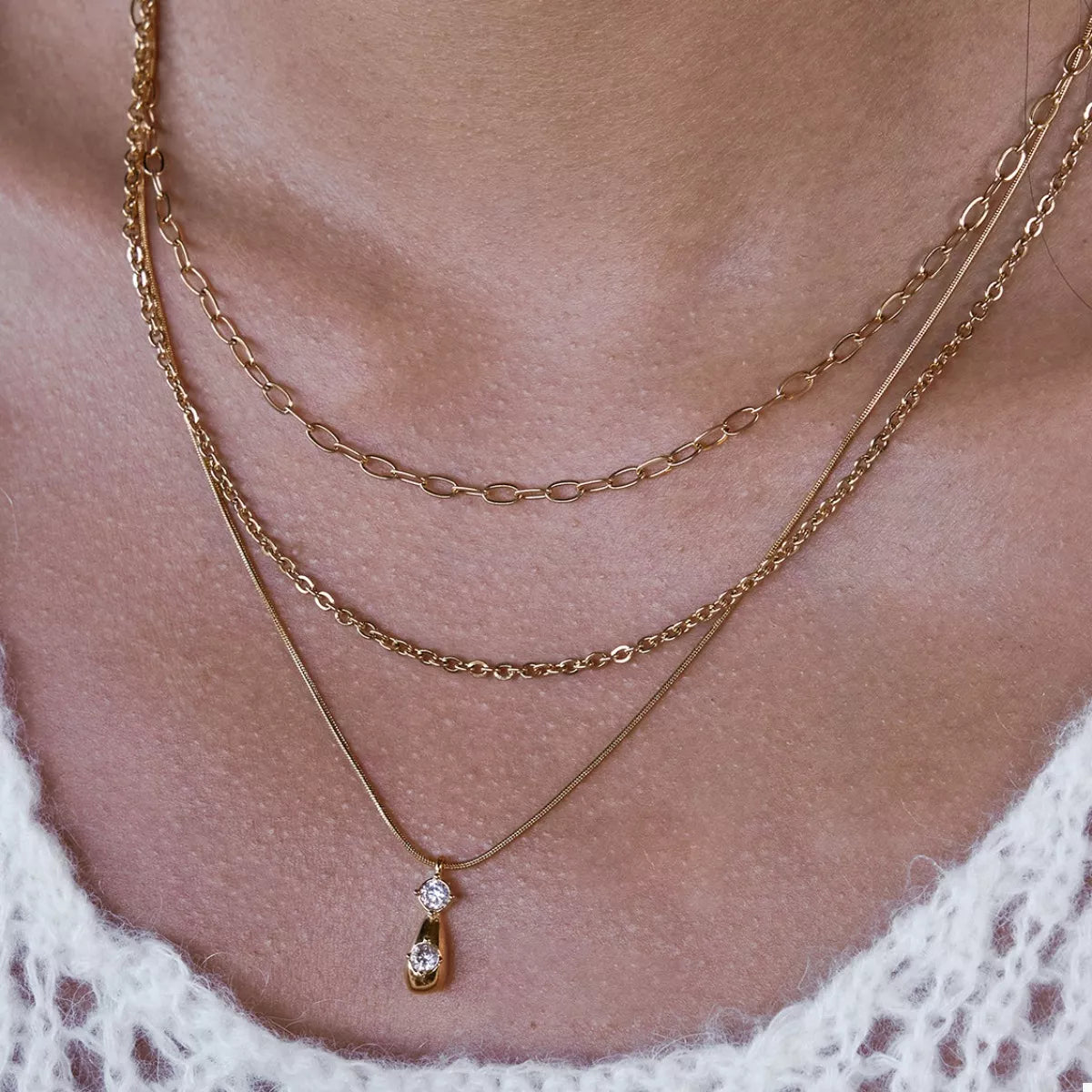 Fashorio Gold / onesize Three Layered Pendant Necklace