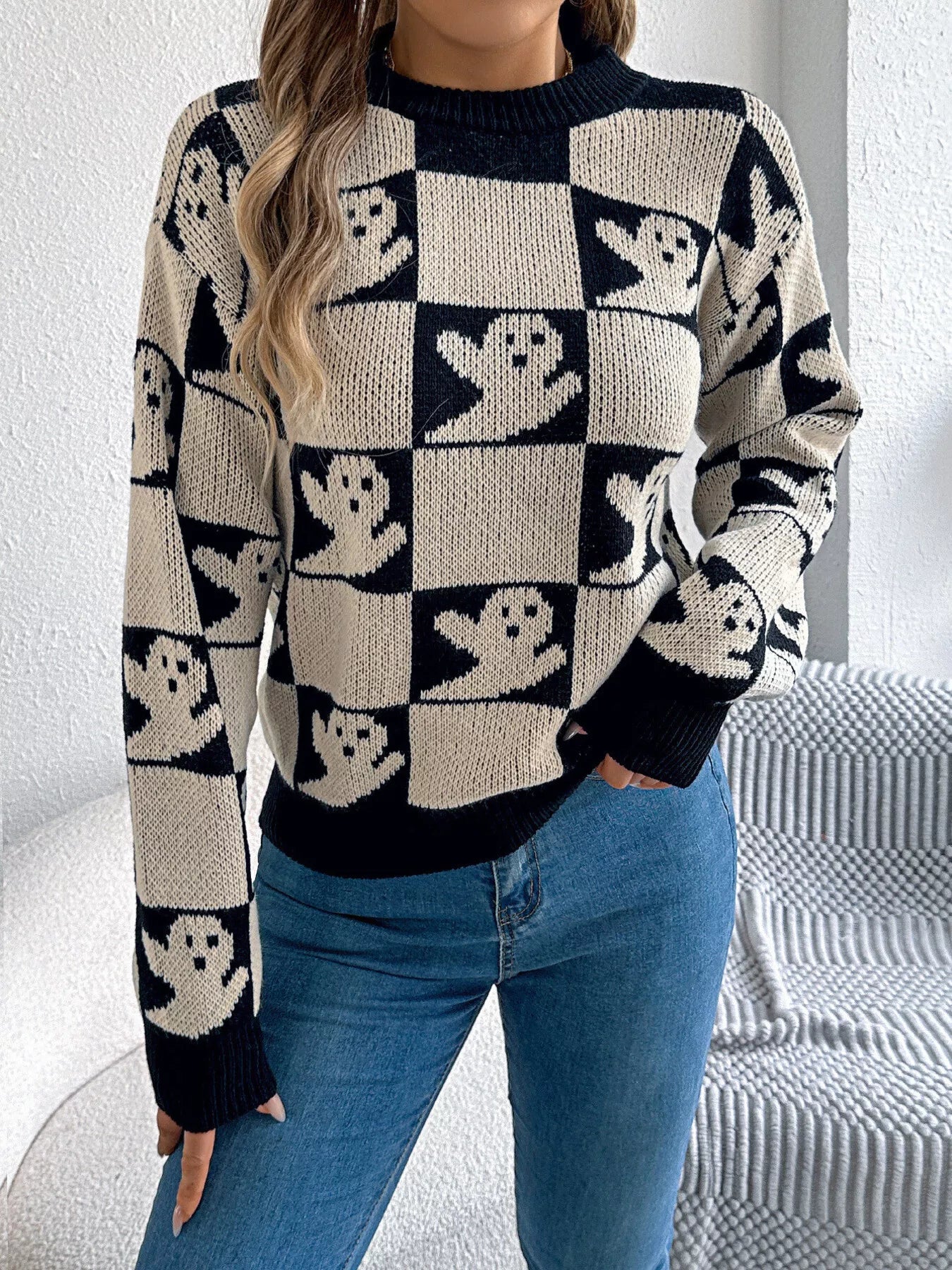 Fashorio Halloween Ghost Pattern Checkered Round Neck Sweater